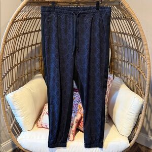 Athleta Printed Brooklyn Jogger